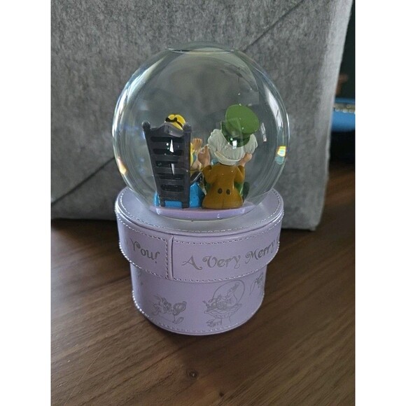 Disney Alice in Wonderland Jewelry Box/Snow Globe A Very Merry Unbirthday To You - Picture 3 of 10